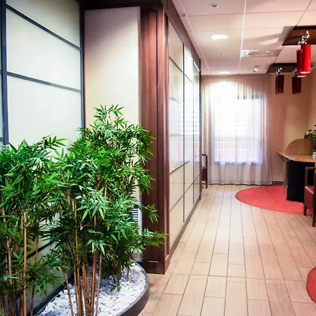 Residhotel Centre Апарт-готель 3*